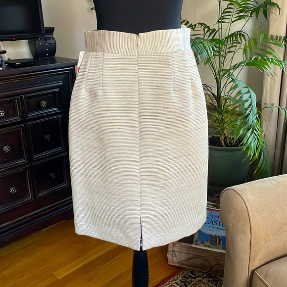 Women’s skirt - Picture 2 of 7